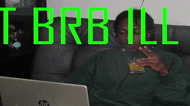 Larry-n-clouds webcam
