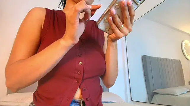 karla-ruiz webcam