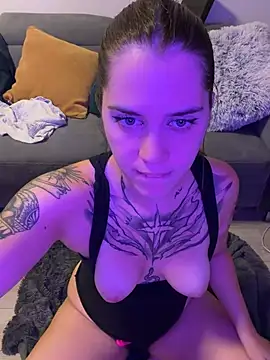 Nora-love webcam