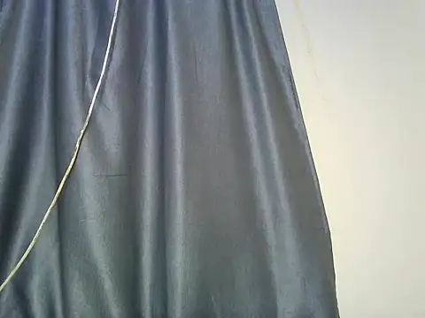 flirty_slutty_cn live cam on StripChat