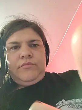 IONY_ELLA_MATT webcam
