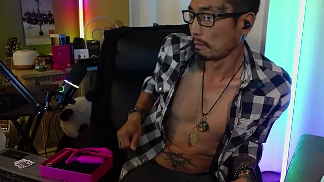 ghost11_11 (Ask my age) - Get on knees and Show off Tongue
