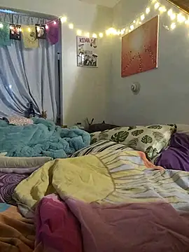 ticklesquirt webcam