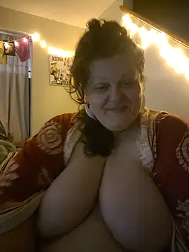 ticklesquirt webcam