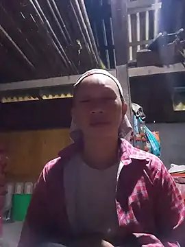 Linda-04 webcam
