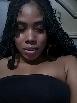 HONEYSWEETS_LIVE live cam on StripChat