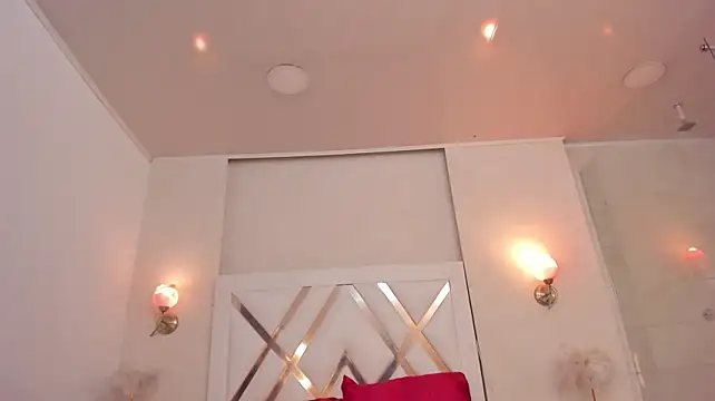 Sky_Collins_