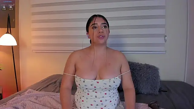 luna_cute__ webcam