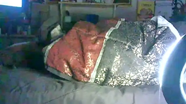 SINC3R3LY_FIR3 live cam preview