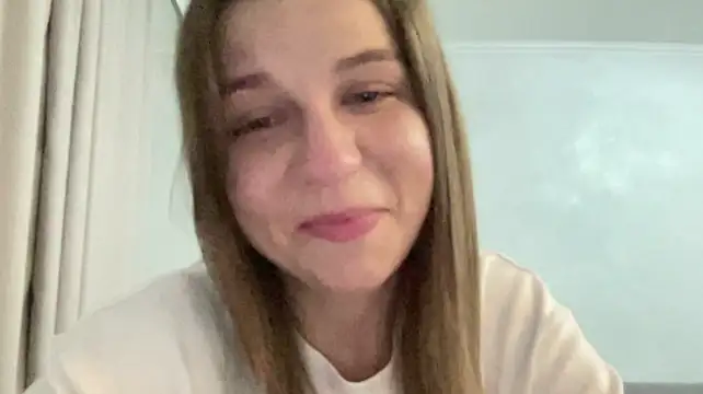 HwaTrippel live cam preview