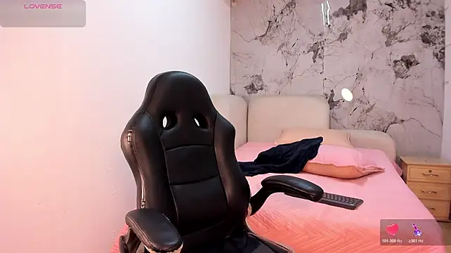 isabela_wolf live cam preview