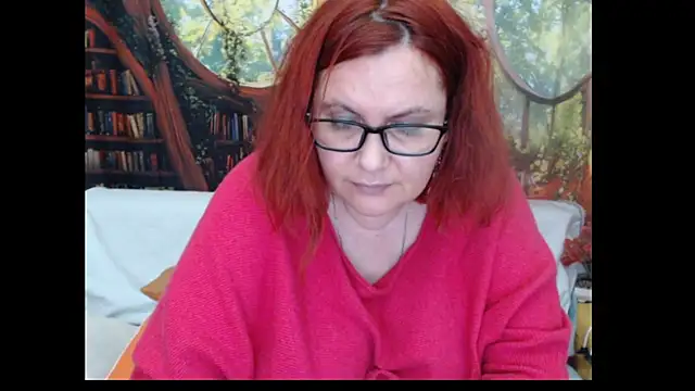 PlayfullMature webcam