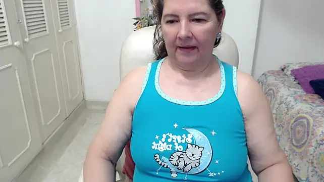 leonela_69 webcam