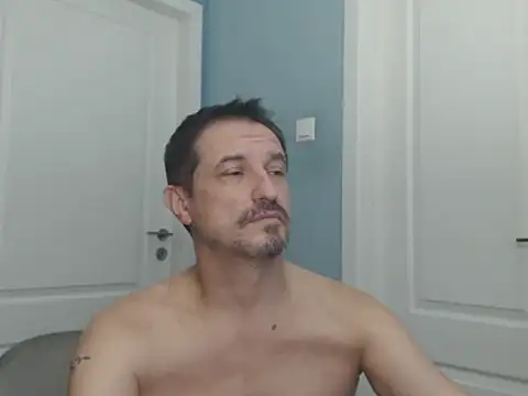 MisterFaithRO webcam