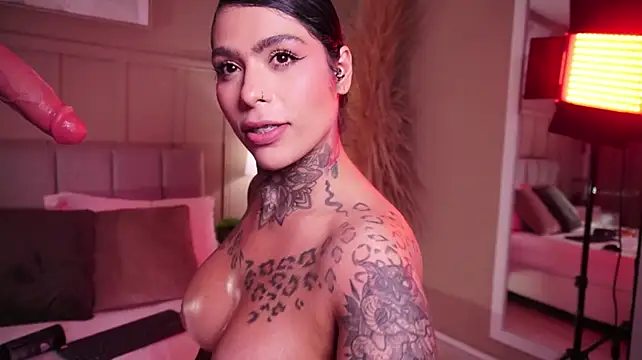curvyliciousss webcam