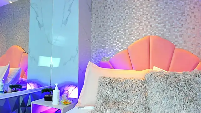 AshleyBaker1 live cam preview
