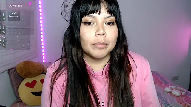 EllieMoonX webcam