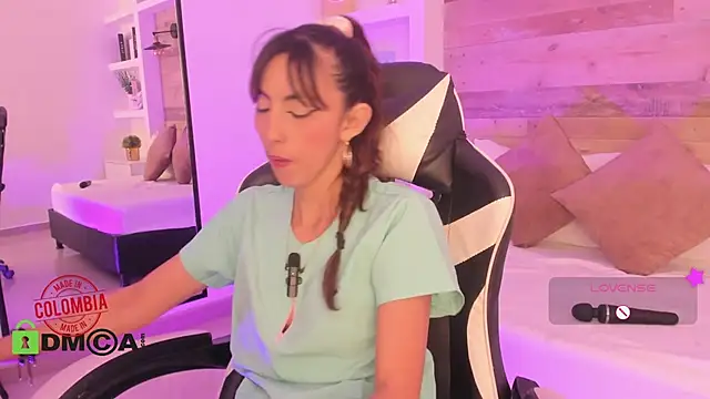 candy_summer28 live cam preview