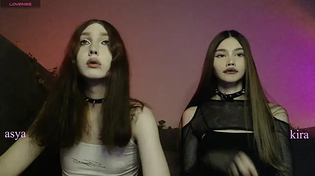 sweetykittysysya live cam on StripChat