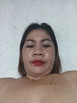 SweetChubbyMommy_02 live cam on StripChat