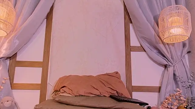 Suzannebloom webcam