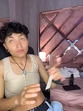 ian_mathias_ webcam