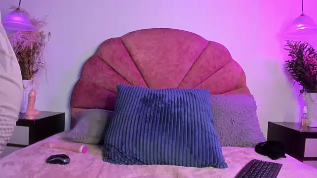 lillypinky21 webcam