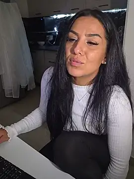hot-babygirl webcam