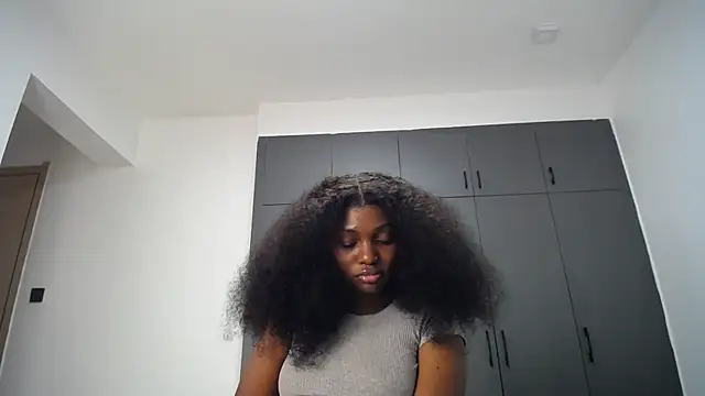 Pretty_Liya08 live cam on StripChat