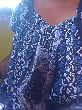 hottycouple1 live cam on StripChat