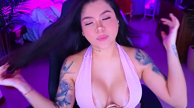 ambarEvans live cam on StripChat