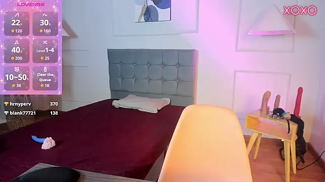 conniecuteE live cam on StripChat