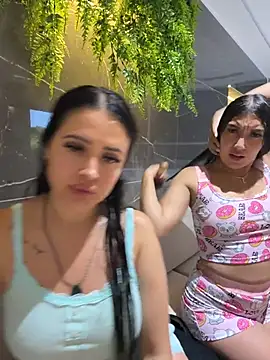 Sara_fun live cam preview