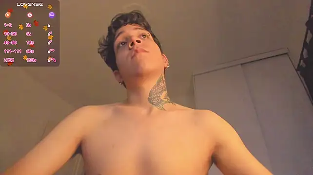 Michael_v77 live cam preview