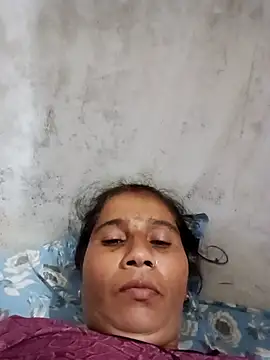 Pariraja_cute webcam
