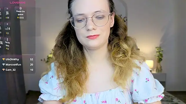_Shy_bunny_ webcam