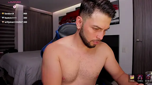 nick_klaus live cam on StripChat
