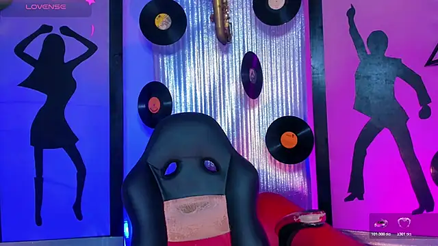 nickyminach_ live cam on StripChat