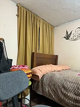 latinfemale webcam