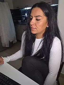 hot-babygirl webcam