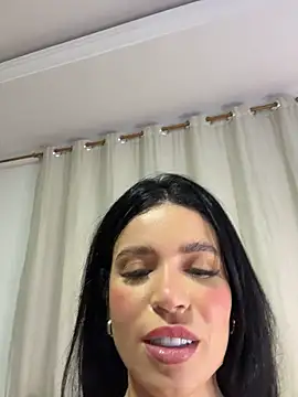 Rafaellaz live cam