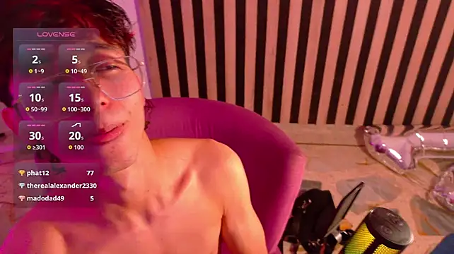 Twink_Sebas7 live sex cam