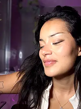 Watch Risky_Workouts live on EroticFlix - High definition streams