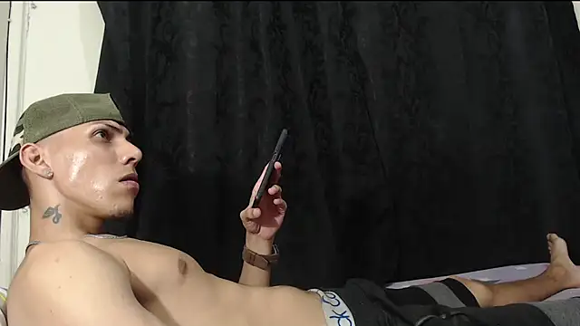 kingfm live cam preview