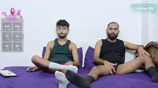 DesiDaddyandSon webcam