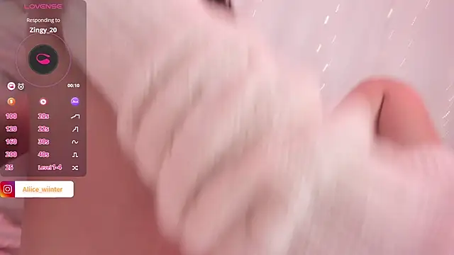 Alice_winter_ live cam preview