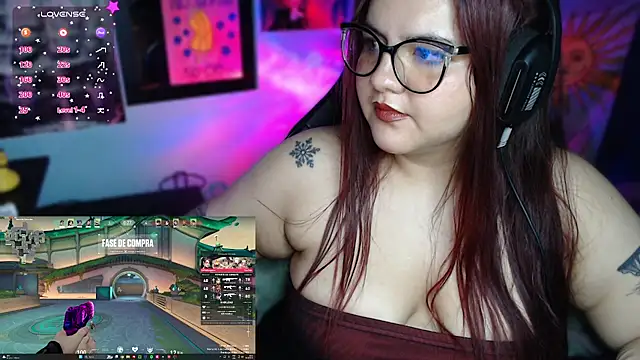 Annee23 live cam on StripChat