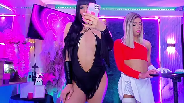 Queens_Wonders_Blonders