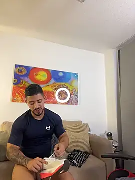 ezzio_scolaro (M young) - FINGER ASS