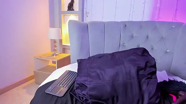 Dannae_Lux webcam